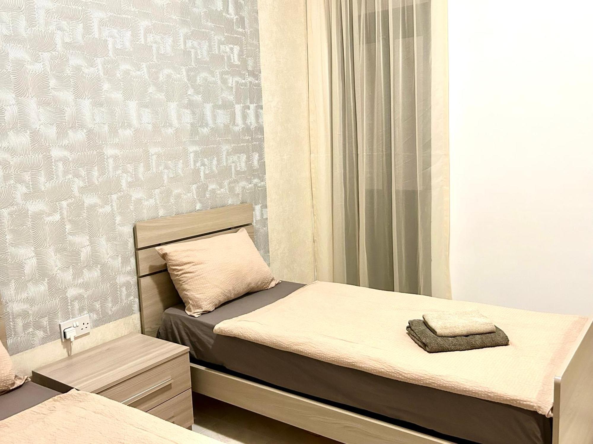 Arzella Apartments Xlendi Stylish Stay Near Beach Local Eats Exterior photo