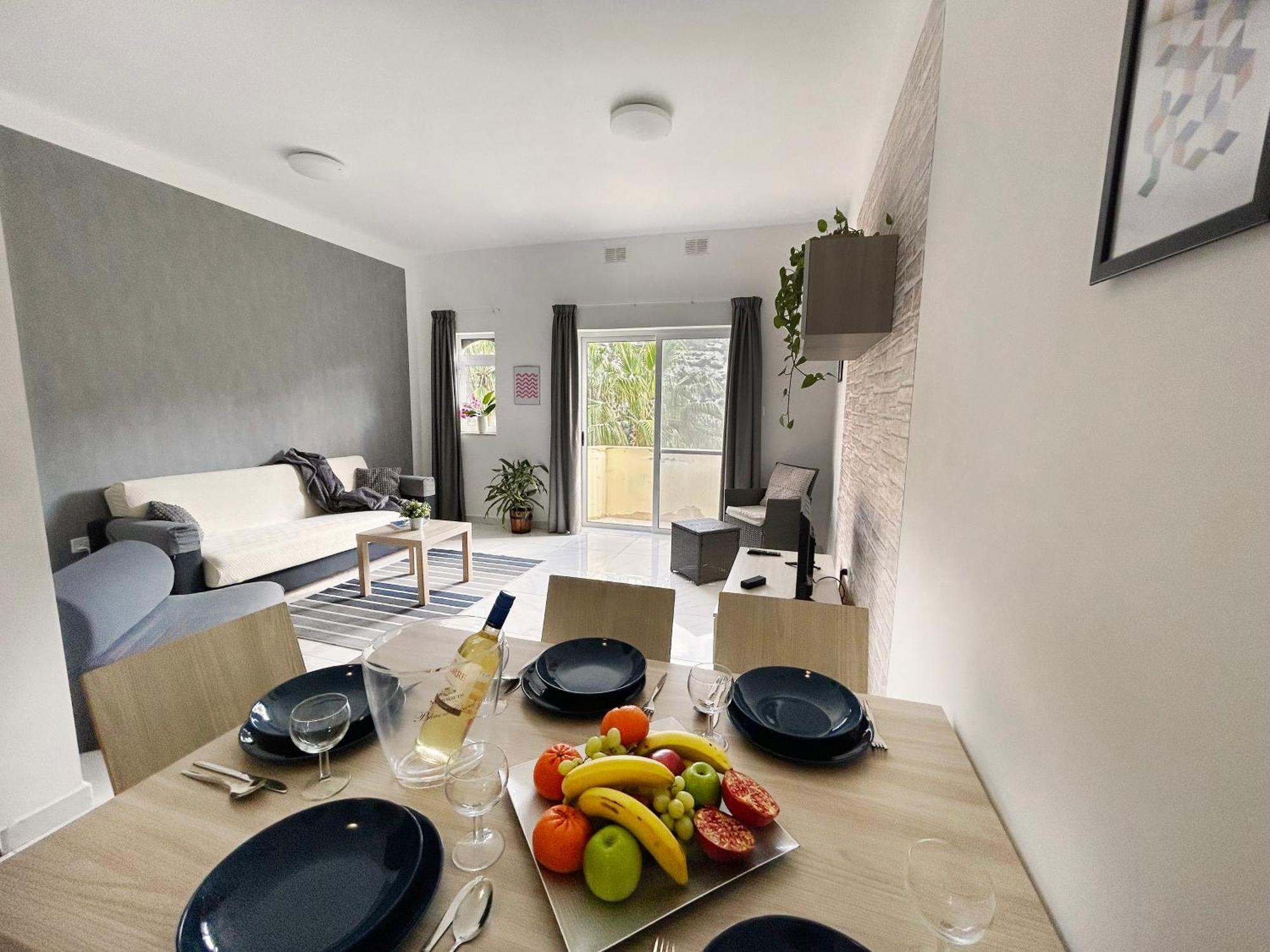 Arzella Apartments Xlendi Stylish Stay Near Beach Local Eats Exterior photo