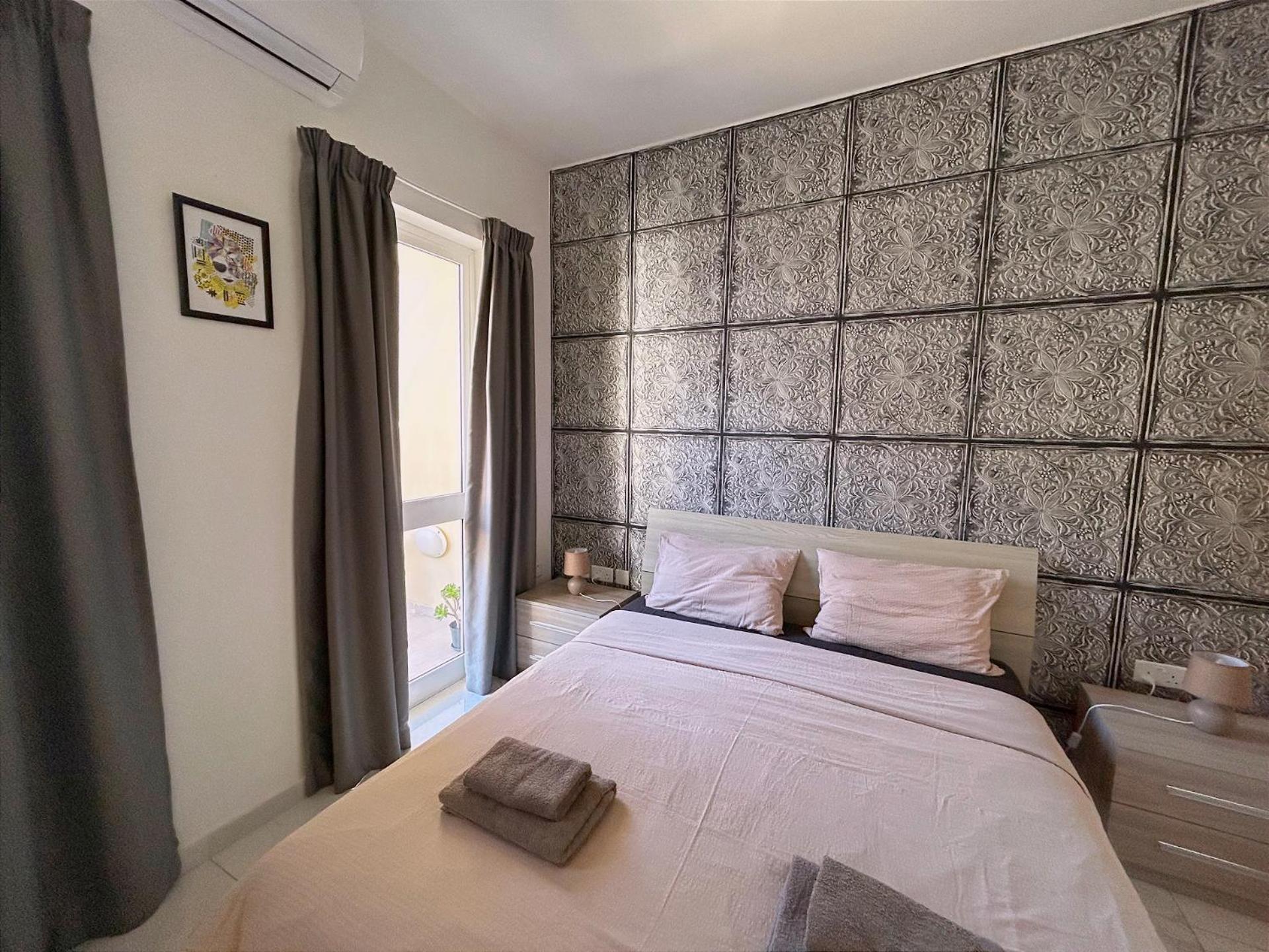 Arzella Apartments Xlendi Stylish Stay Near Beach Local Eats Exterior photo