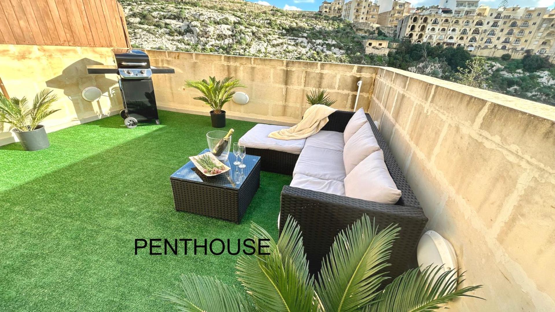 Arzella Apartments Xlendi Stylish Stay Near Beach Local Eats Exterior photo