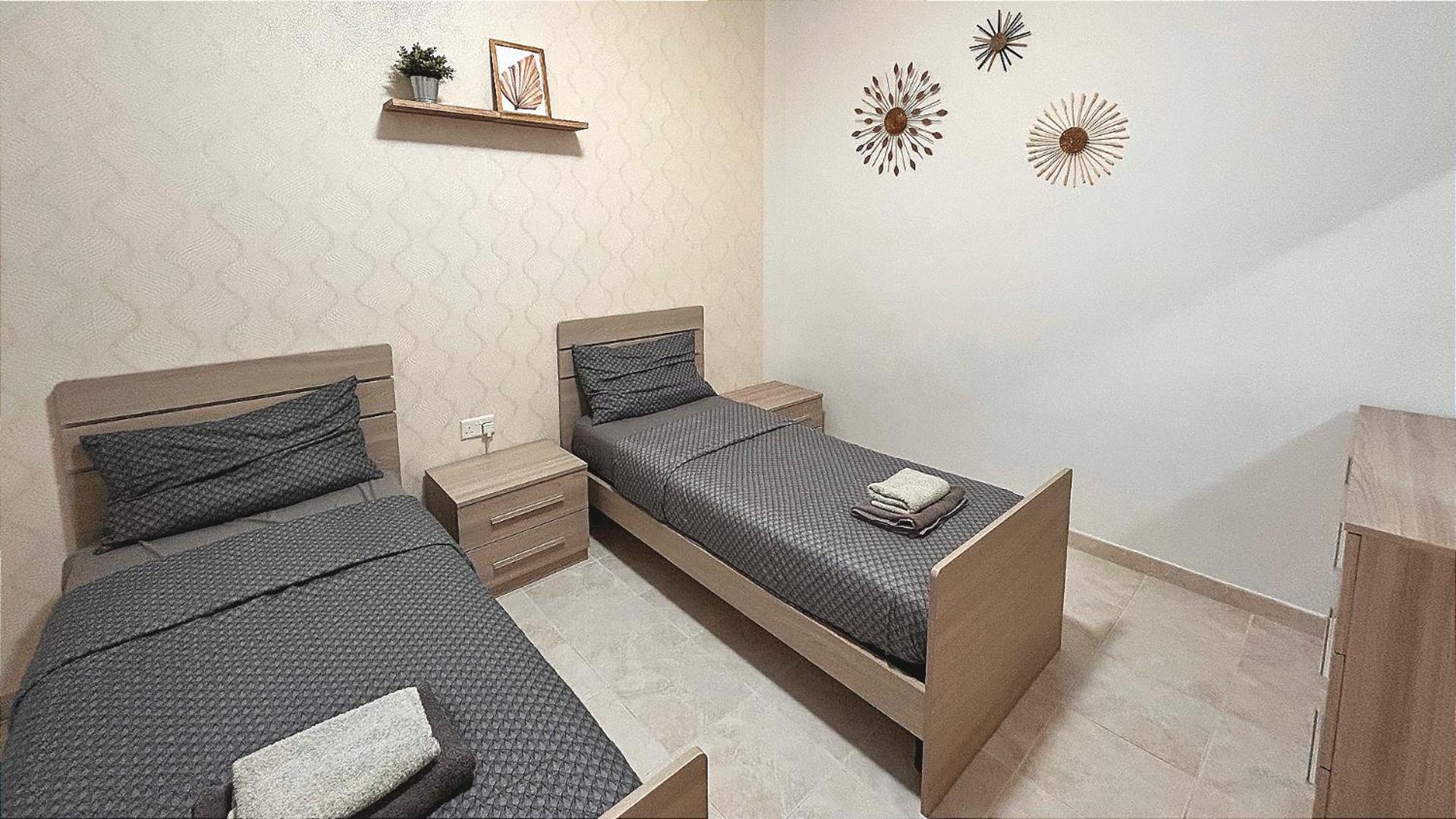 Arzella Apartments Xlendi Stylish Stay Near Beach Local Eats Exterior photo